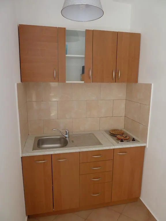 Rose Apartments Ičići Kroatien